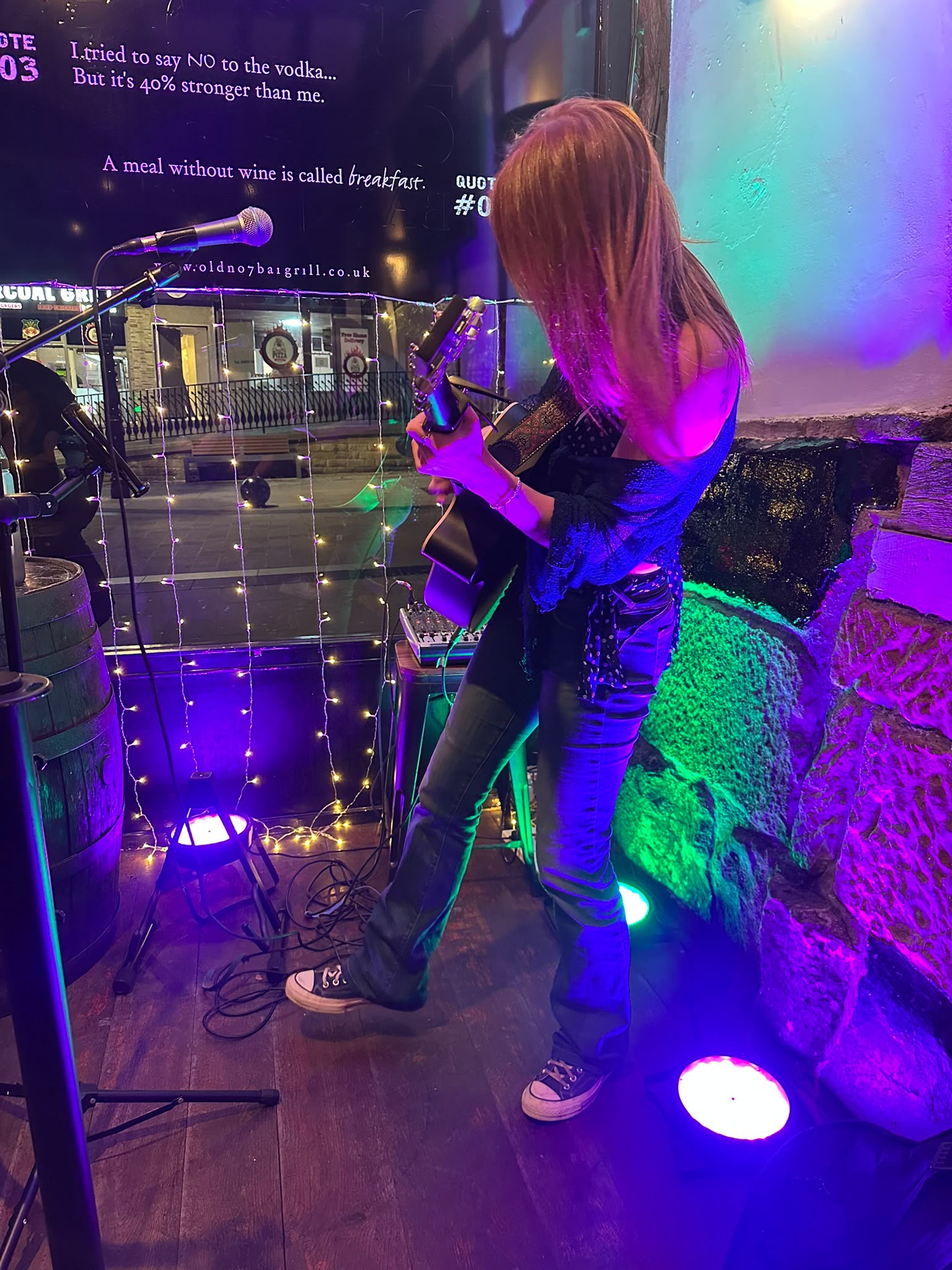 Saona Holland on stage