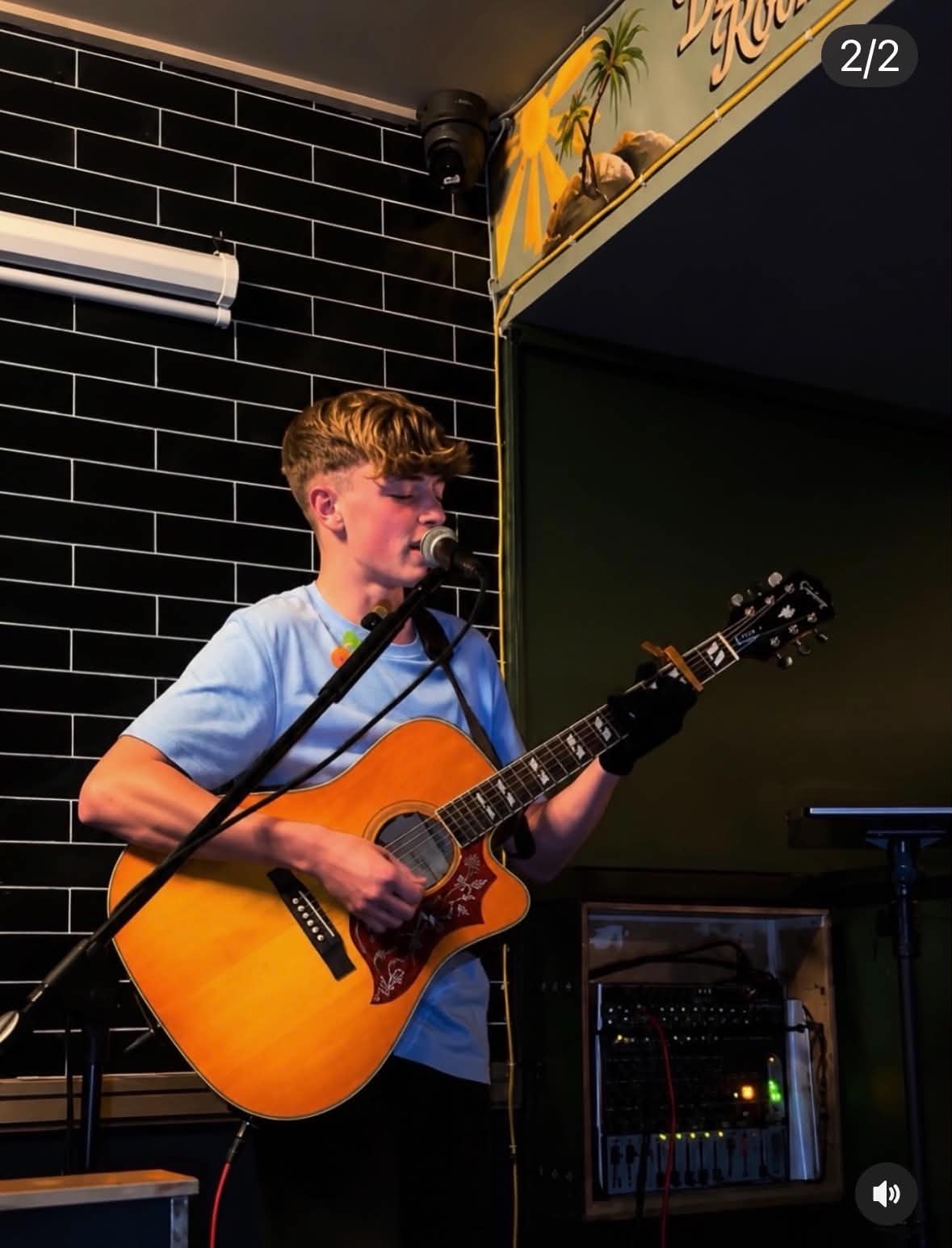 Harvey Ralphs on stage